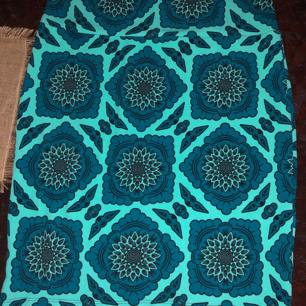 Lularoe Cassie skirt - teal